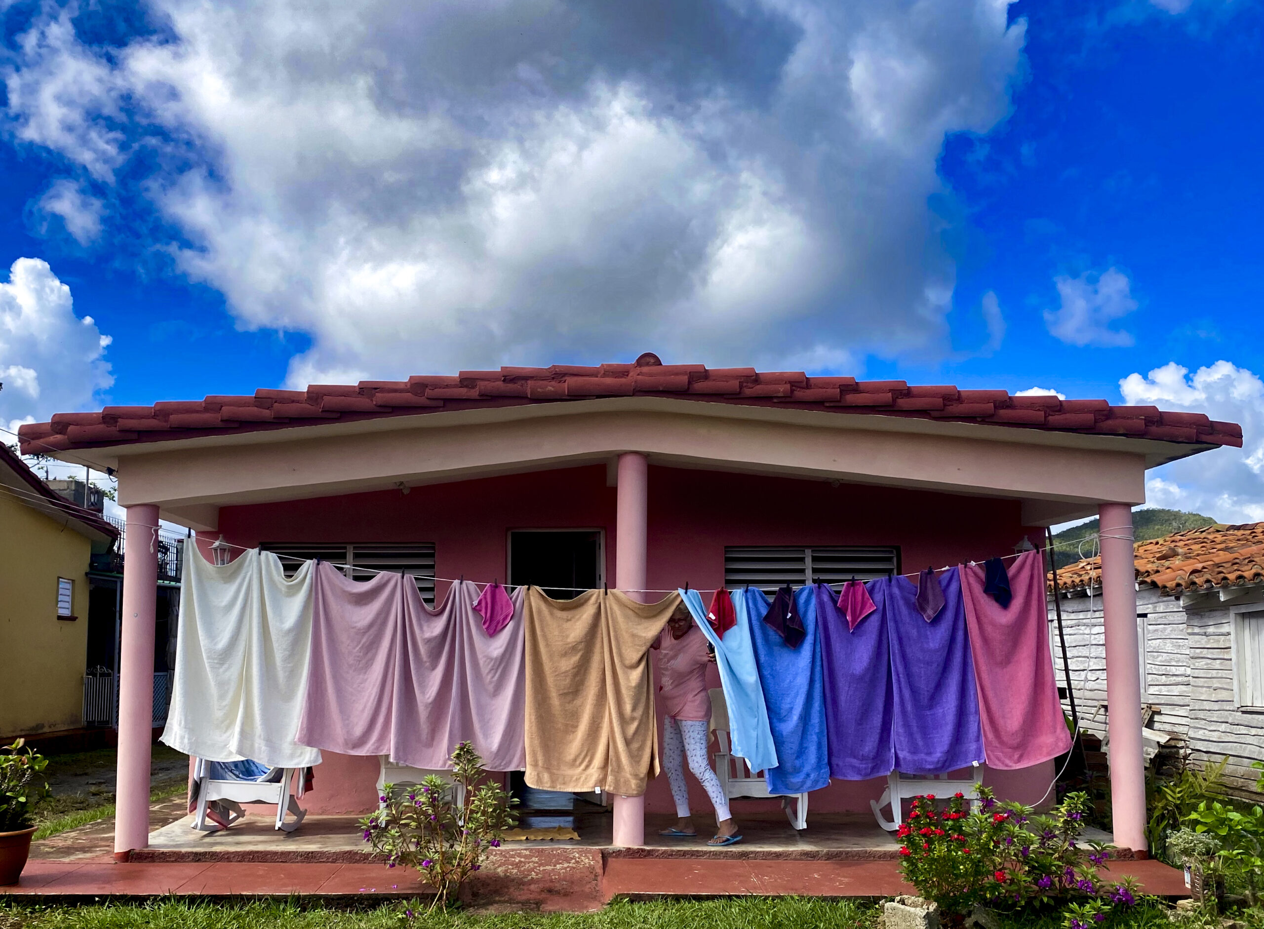 2022-Cuba-Tinidad-Laundry